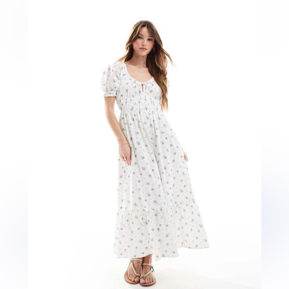Floral White Maxi Dress - Picture 2 of 6